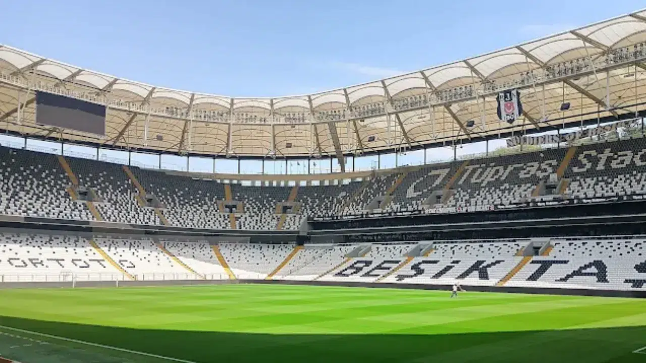Beşiktaş Avrupa'ya Çıkıyor: Midtjylland Maçı Biletleri Satışta!