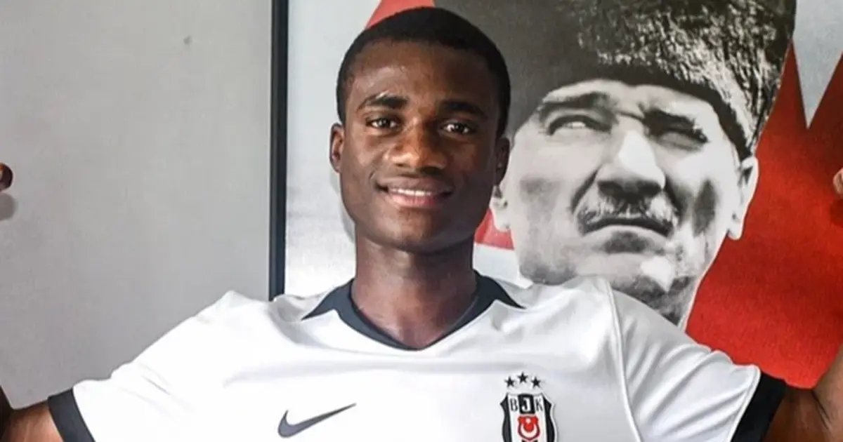 Beşiktaş Futbol Akademi'ye Genç Yetenek: Idrissa Fadel Outtara Kartal Yuvasında!