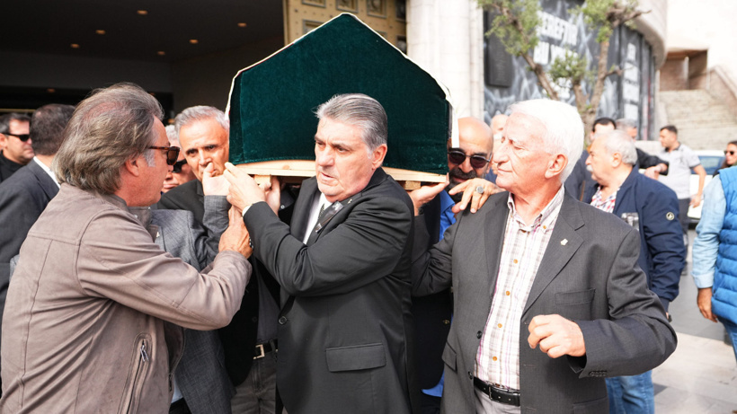 Beşiktaş'ın Değerli Evladı Metin Keçeli'ye Tüpraş Stadyumu'nda Veda