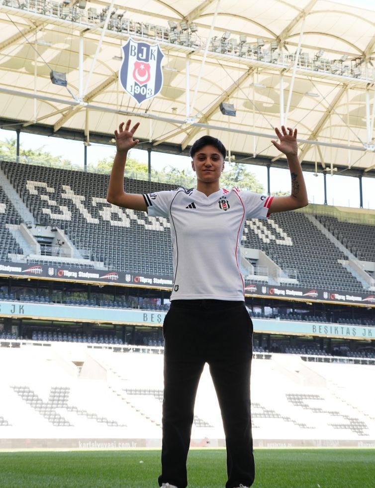 Beşiktaş Yeni Transferi Kassoum Ouattara'yı Resmen Açıkladı!