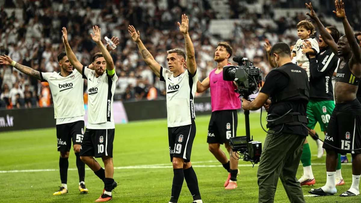 Beşiktaşımız Avrupa'da Doludizgin: Hradec Kralove'yi de Devirdik!