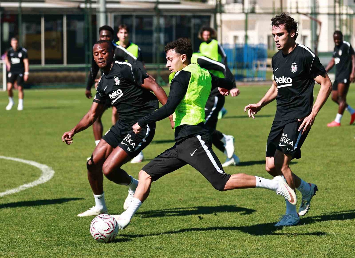 Beşiktaşımız'dan Kocaelispor Maçı Öncesi Tam Saha Taktik İdman!