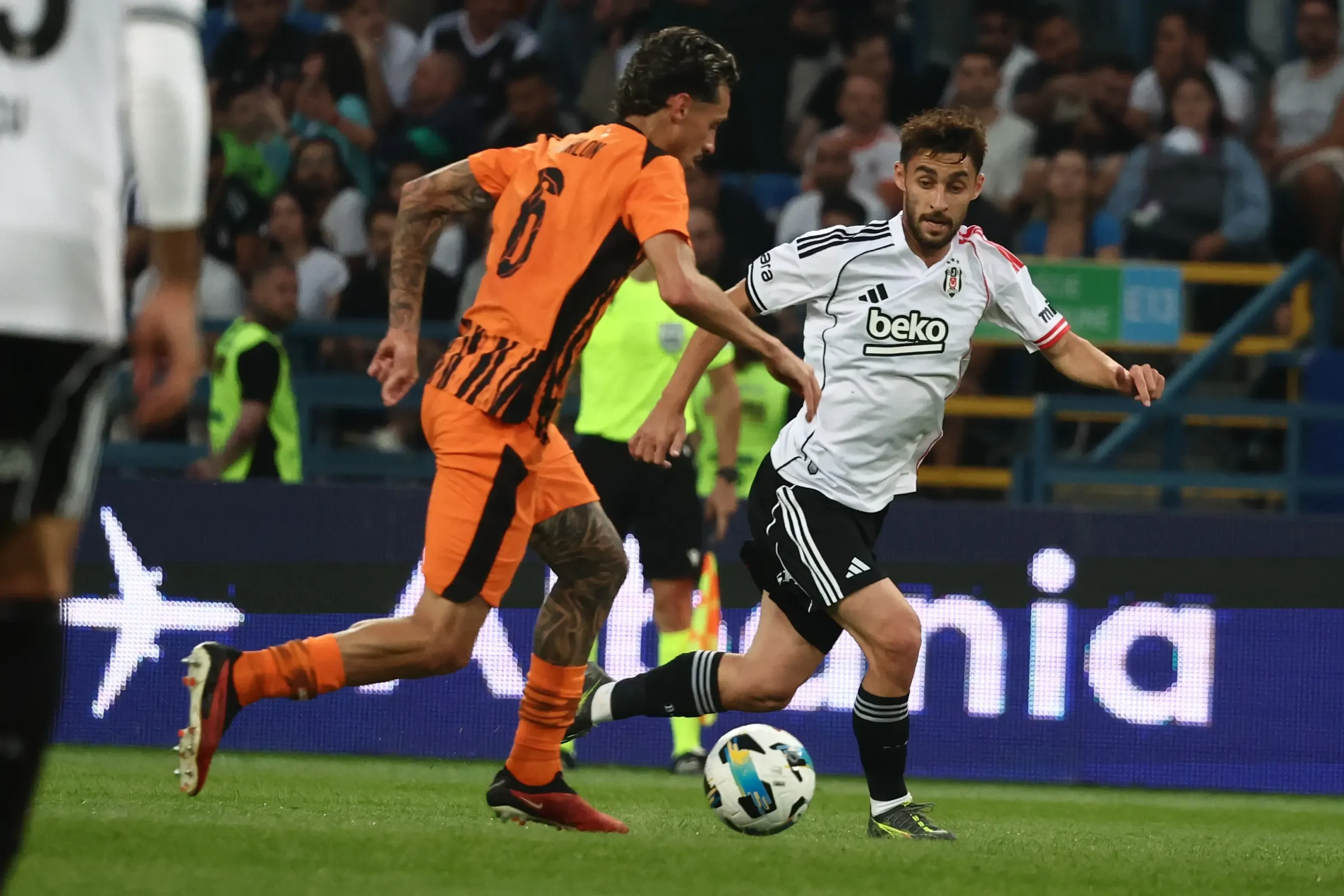 Kartal'ımızın Avrupa Ligi Serüveni Başlıyor: Kura Heyecanı ve Konferans Ligi Detayları!